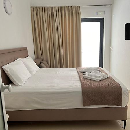 Sun'S Suites Asproválta Eksteriør billede