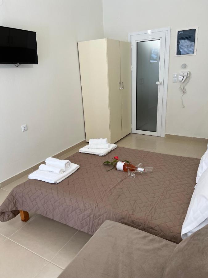 Sun'S Suites Asproválta Eksteriør billede